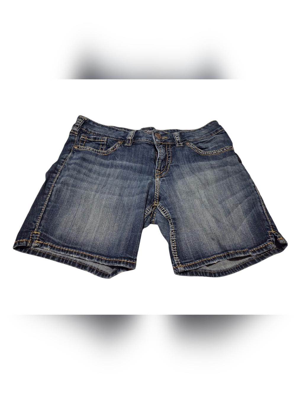 Women’s W32 Silver Jeans Co Suki Mid Rise Shorts